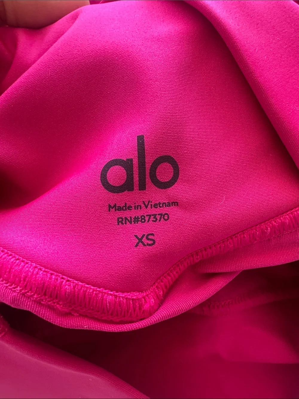 ALO Yoga Pleated Skater Skirt - Bright Fuchsia